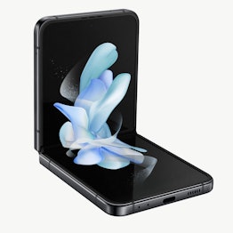 Samsung Galaxy Z Flip4 image